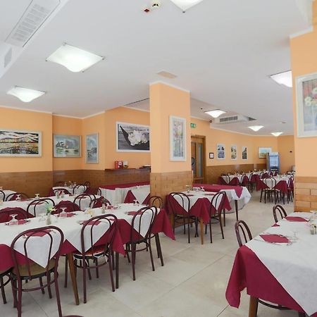 Hotel Milena Rimini Exterior foto